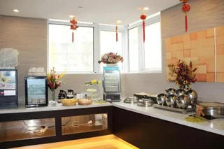 Циндао: Jinjiang Inn Qingdao Henan Road Railway Station