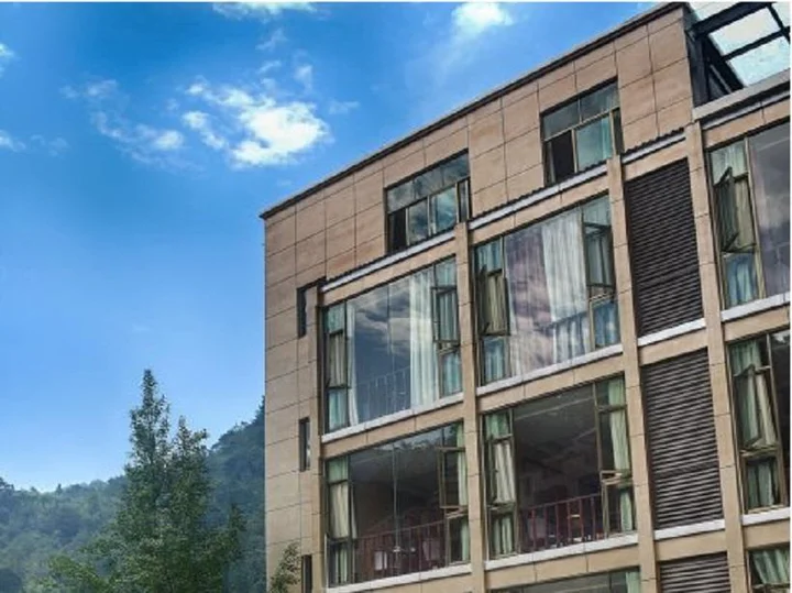 Чэнду: Chengdu Lying Dragon Lake Hotel