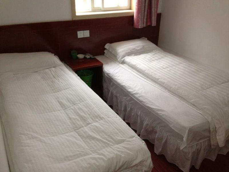Чжоушань: Zhoushan Putuo Happy Inn