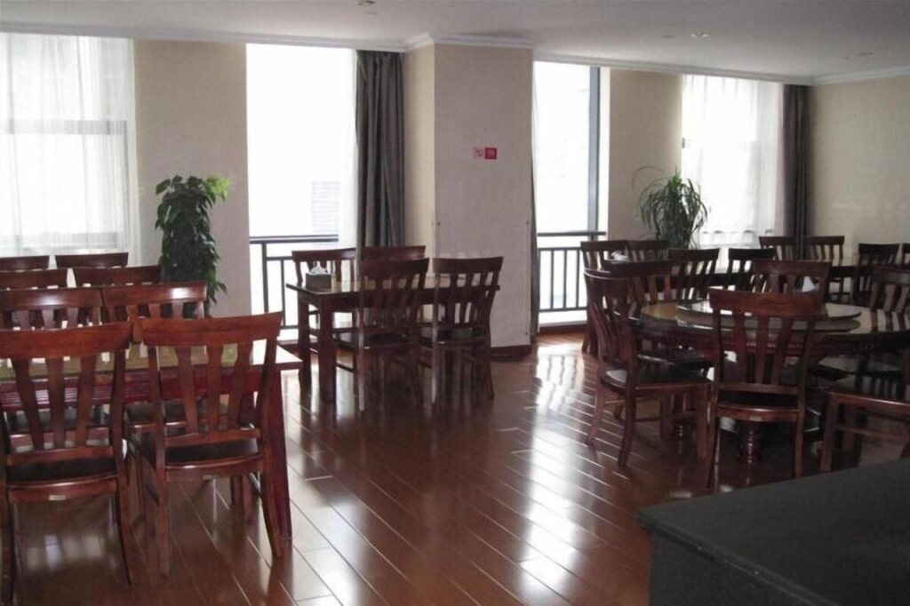 Шаоксинг: GreenTree Inn Shaoxing Keqiao Xingyue Road Zhongqing Building Hotel