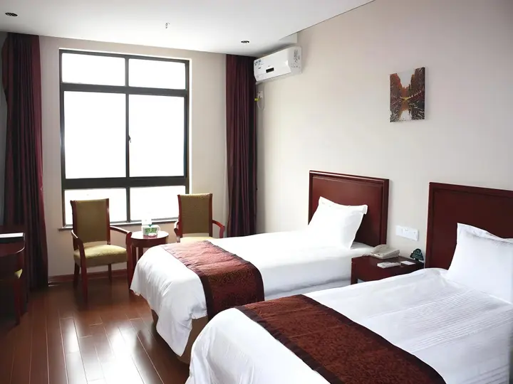 Яньчэн: GreenTree Inn Dongtai Jianggang Yingbin Road Gangcheng Avenue Business Hotel