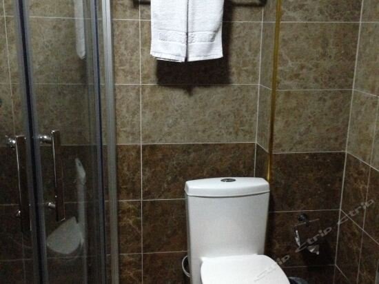 Наньян: Kunlun Leju Business Hotel (Nanyang Xinchen Road)