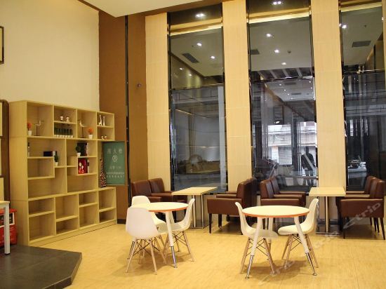 7 Days Inn Premium-Foshan Lecong Furniture Mall Branch — фото 5