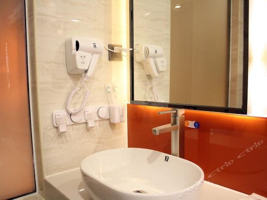 7 Days Inn Premium-Foshan Lecong Furniture Mall Branch — фото 3