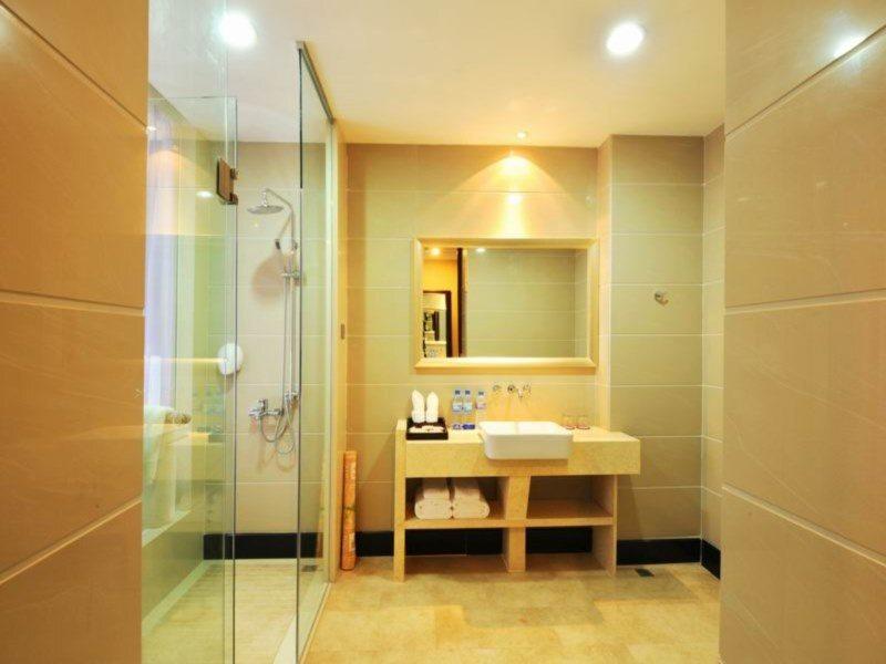 Чжухай: Haili Business Hotel