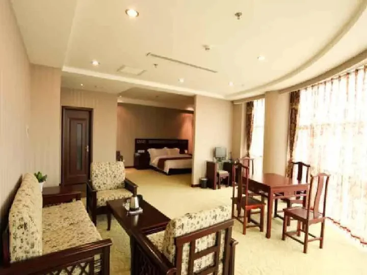 Таншань: Zunhua Hongwei International Hotel