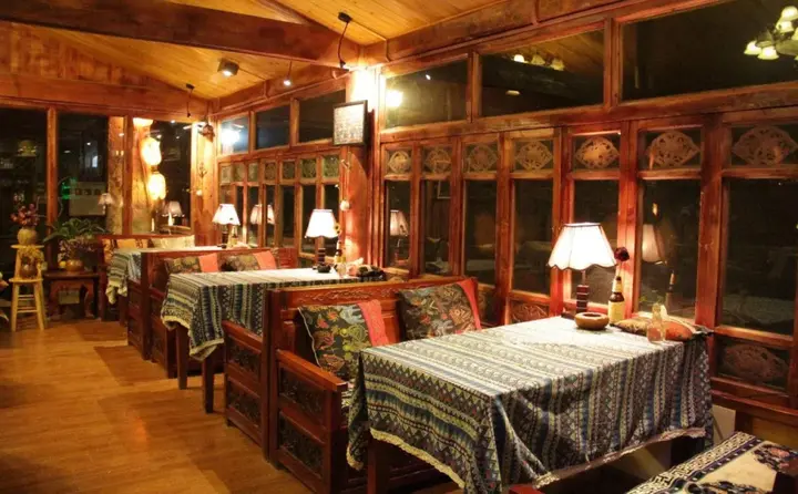 Шангри-Ла: Shangri-La Mai Zhu Kung Gar Hotel