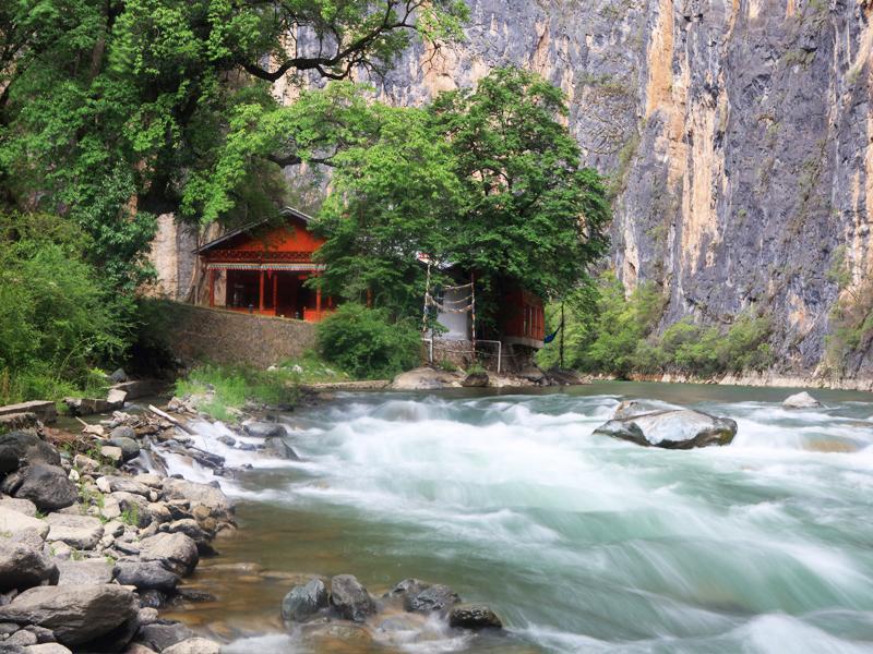 Шангри-Ла: Shangri La Balagezong Lover Valley Hotel