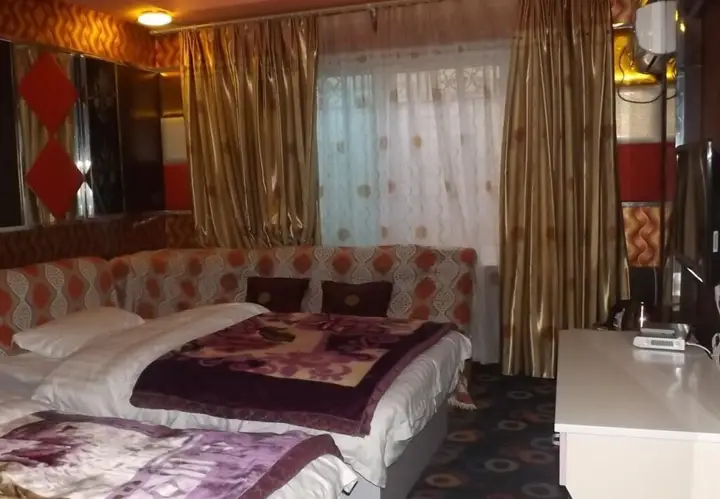 carousel image 2