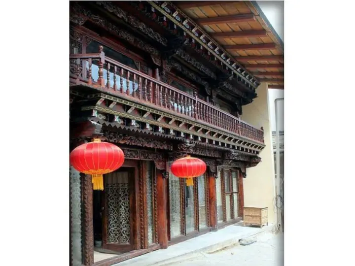 Шангри-Ла: Zifengxuan Boutique Inn