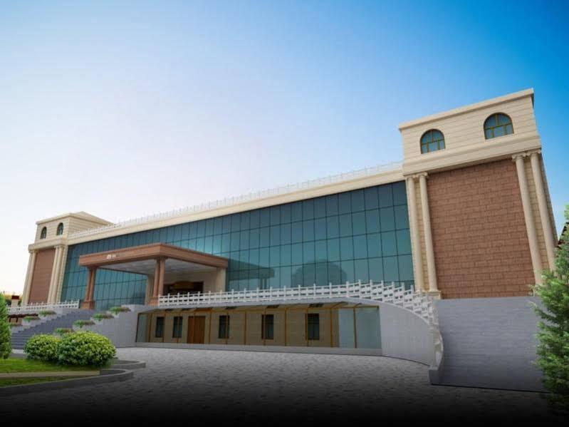Синин: Qinghai Nuobulinka Garden Hotel