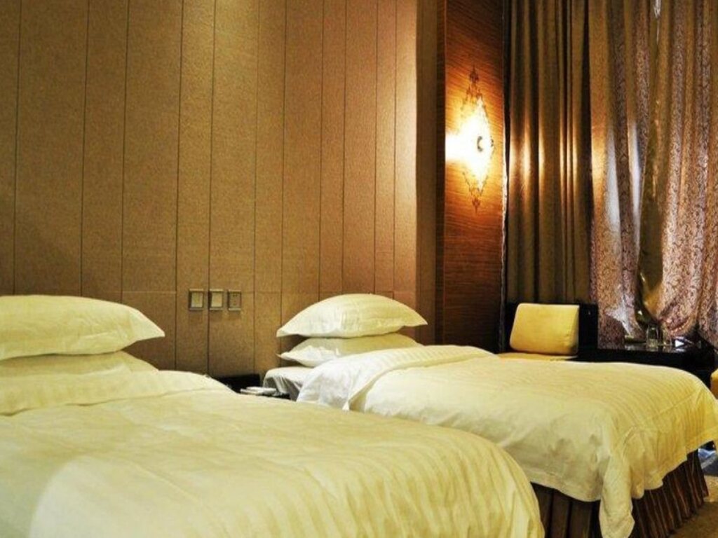 Хулун-Буир: Aolong Business Hotel