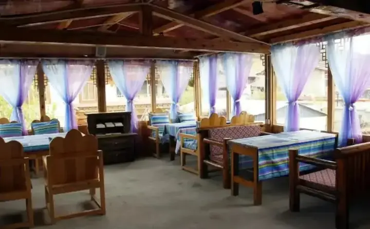 Шангри-Ла: Happy Times Theme Inn