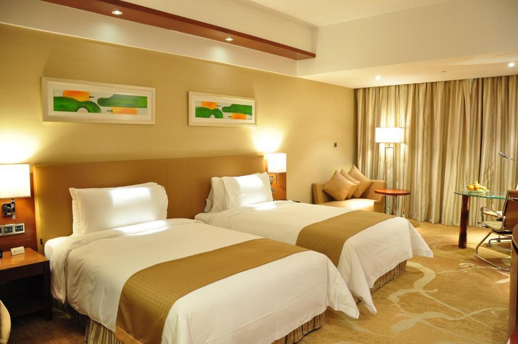 Дунгуань: Holiday Inn Dongguan