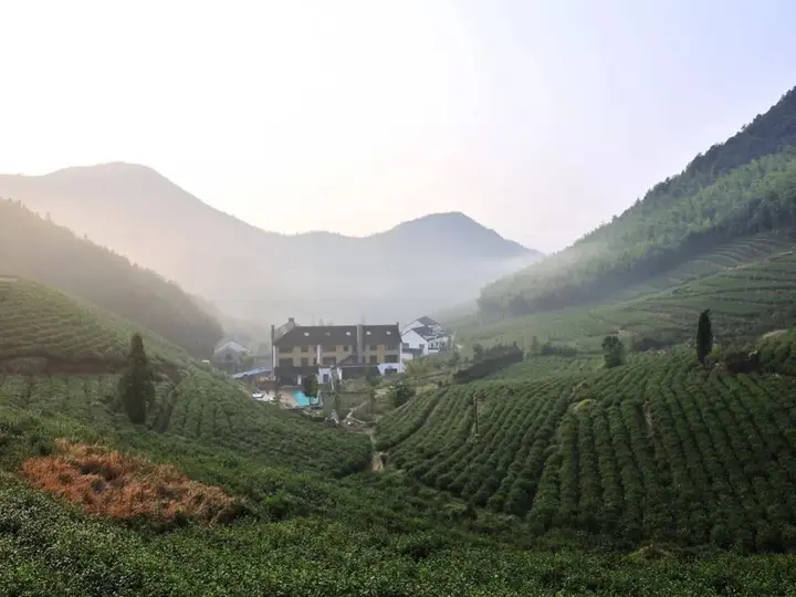 Хучжоу: Le Passage Mohkan Shan Hotel Francais