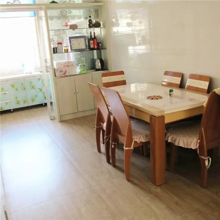 Далайн-Хуб: Desert Populus Family Hotel