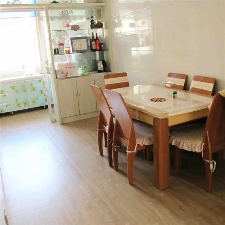 Далайн-Хуб: Desert Populus Family Hotel