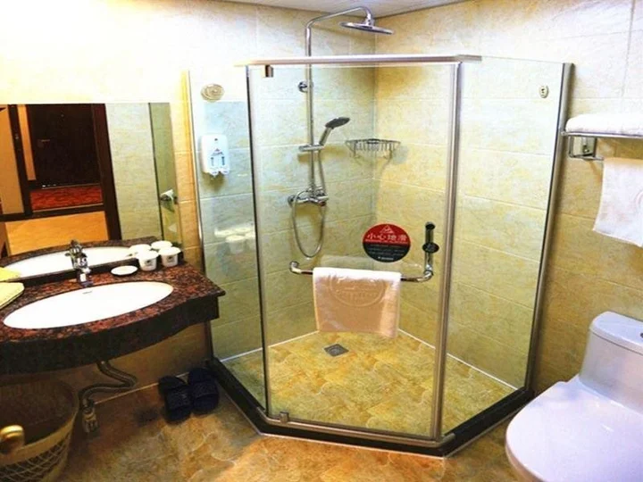 Луань: GreenTree Inn Anhui Lu'an Mozitan Road Yiwu Small Commodity Market Business Hotel