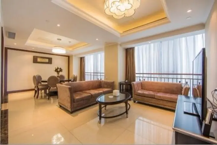 Циндао: Qingdao Center Hotel and Apartment
