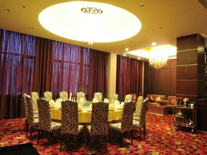 Шэньян: Shenyang Sanlong Spring Hotel