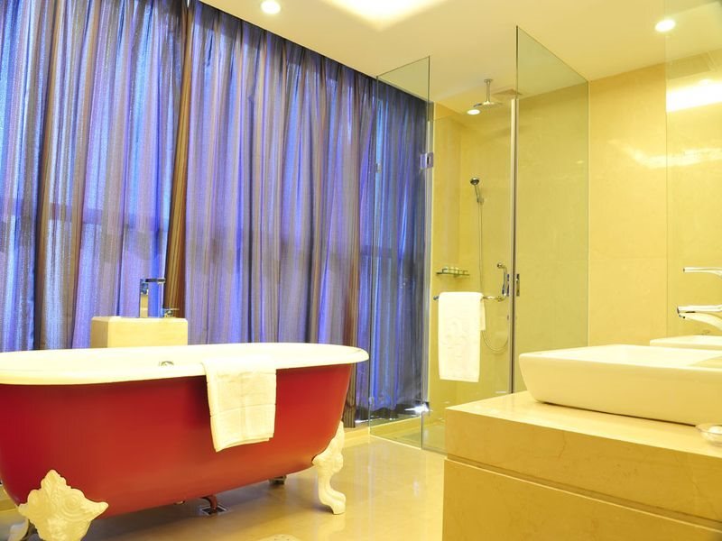 Шэньян: Shenyang Sanlong Spring Hotel