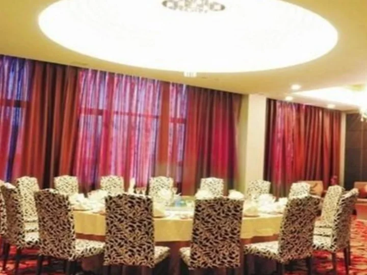 Шэньян: Shenyang Sanlong Spring Hotel