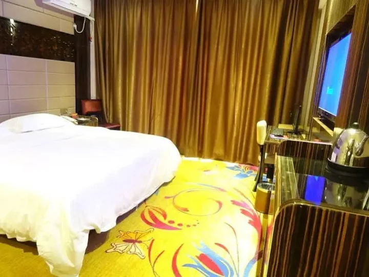 Наньнин: Xilaifeng Hotel