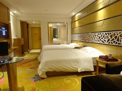 Наньнин: Xilaifeng Hotel