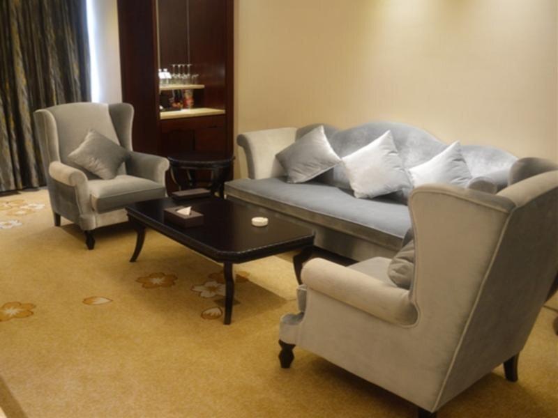 Синин: Fwinchine International Hotel