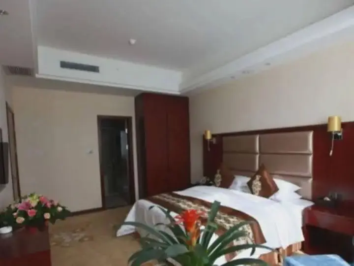 Синин: Fwinchine International Hotel