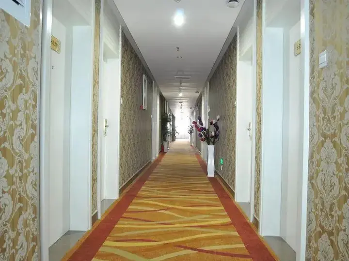 Хэфэй: Ease Hotel (Hefei Wulimiao Subway Station)