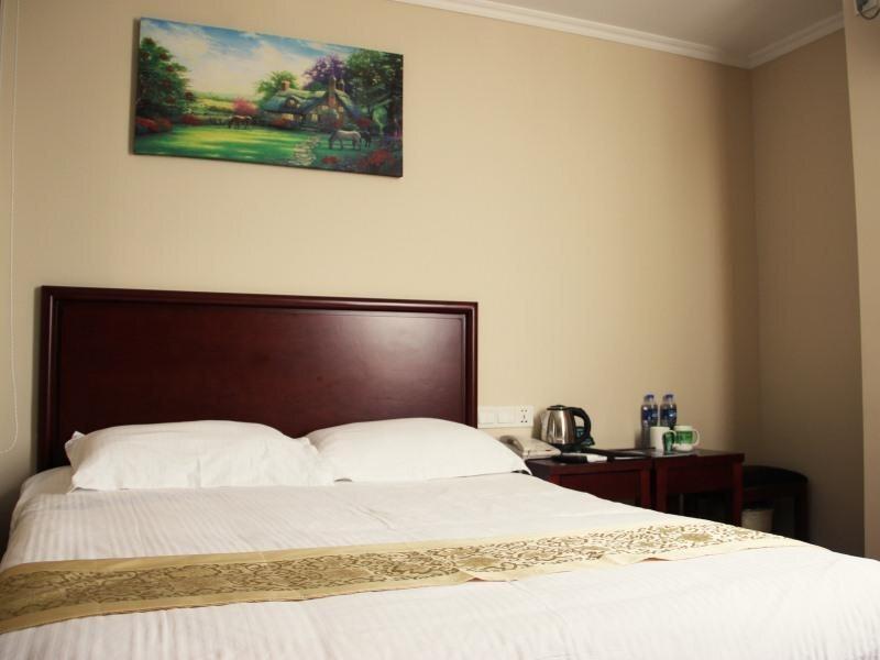 Цзеян: GreenTree Inn Guangdong Jieyang Puning International Garment City Puning Plaza Business Hotel
