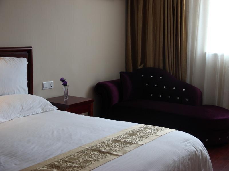 Цзеян: GreenTree Inn Guangdong Jieyang Puning International Garment City Puning Plaza Business Hotel