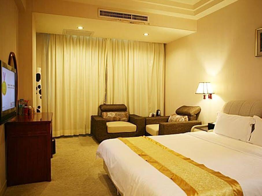 Gpx Hotel — фото 1