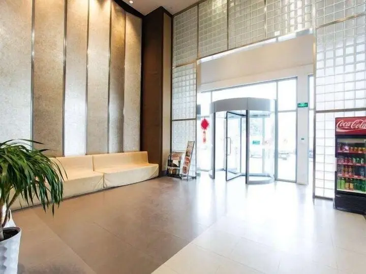 Бэйхай: Jinjiang Inn Beihai Beibu Gulf Square