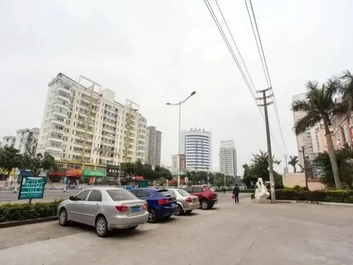Бэйхай: Jinjiang Inn Beihai Beibu Gulf Square