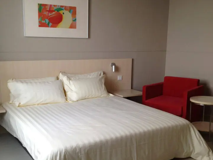Бэйхай: Jinjiang Inn Beihai Beibu Gulf Square