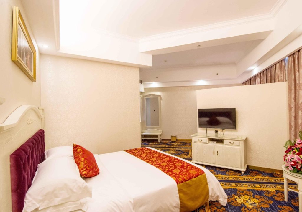 Гуйлинь: Vienna Hotel Guangxi Guilin Shifu Wanda
