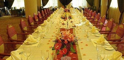 Синъи: Jinzhou Cuihu Hotel Xingyi