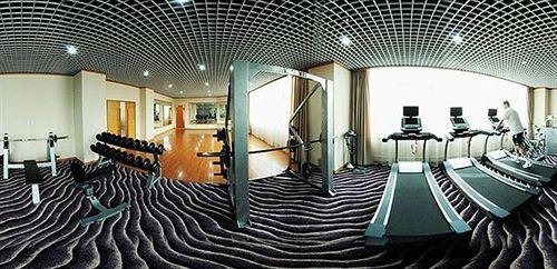 Синъи: Jinzhou Cuihu Hotel Xingyi