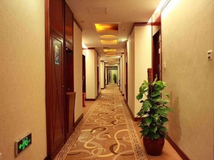 Сямынь: Vienna Hotel Xiamen Lake Avenue