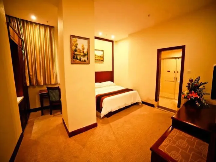 Сямынь: Vienna Hotel Xiamen Lake Avenue