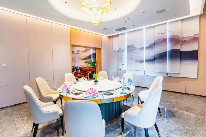 Яньцзи: Baishan Hotel