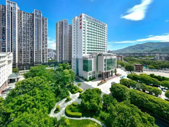 Лунъянь: Min Xi Hotel