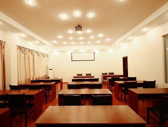 Шанграо: Yueliangwan Hotel - Wuyuan