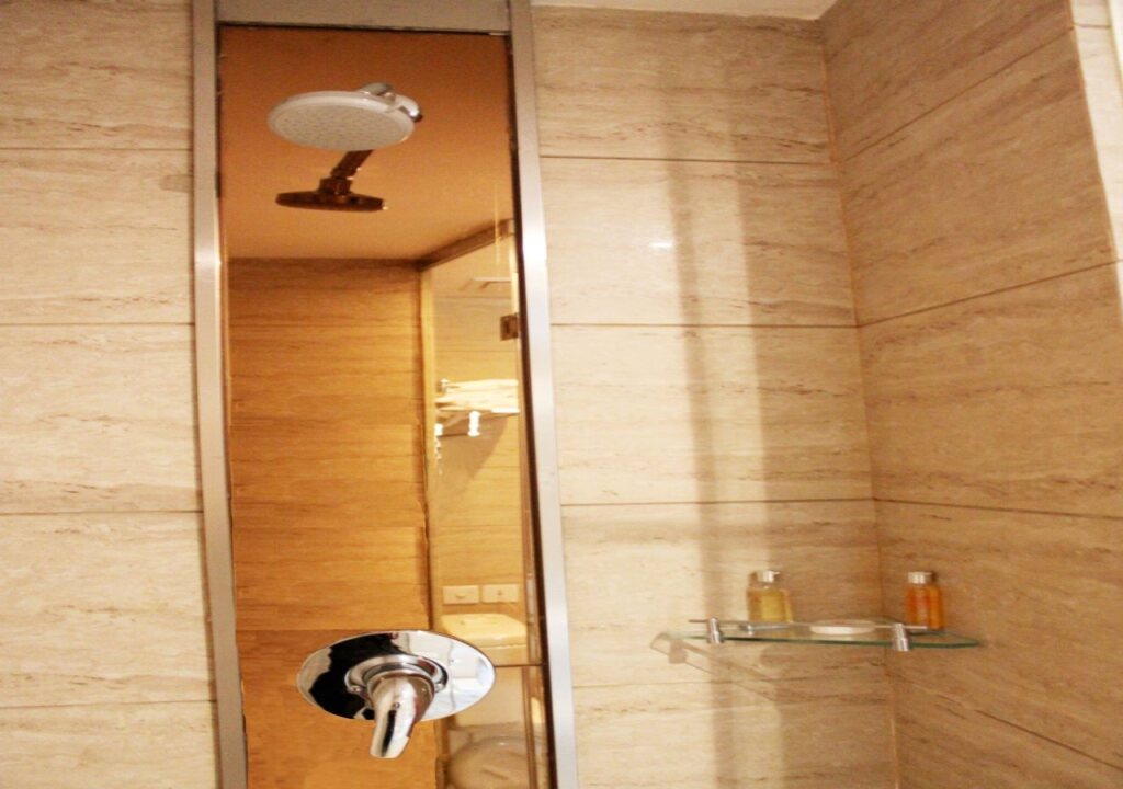 Цзиньчжун: Feng Yan Jian Guo Hotel - Pingyao