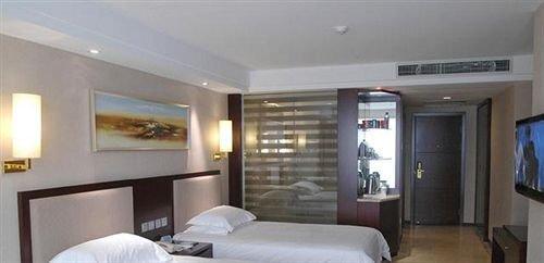 Аньцин: Tongcheng International Hotel