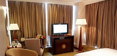 Луань: Jinling Wanxi Hotel Lu