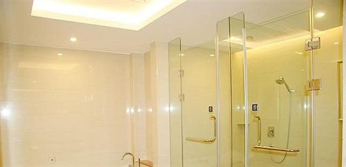 Чжэнчжоу: Zhengzhou Zhengfangyuan Jinjiang Inn