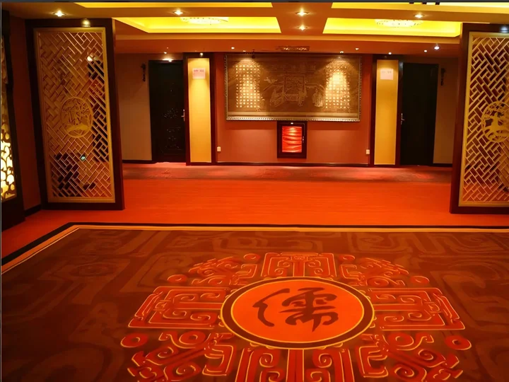 Чжэнчжоу: Dengfeng Chanwu Hotel